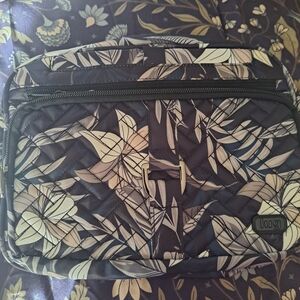 Lug Carousel Xl In Lily Black